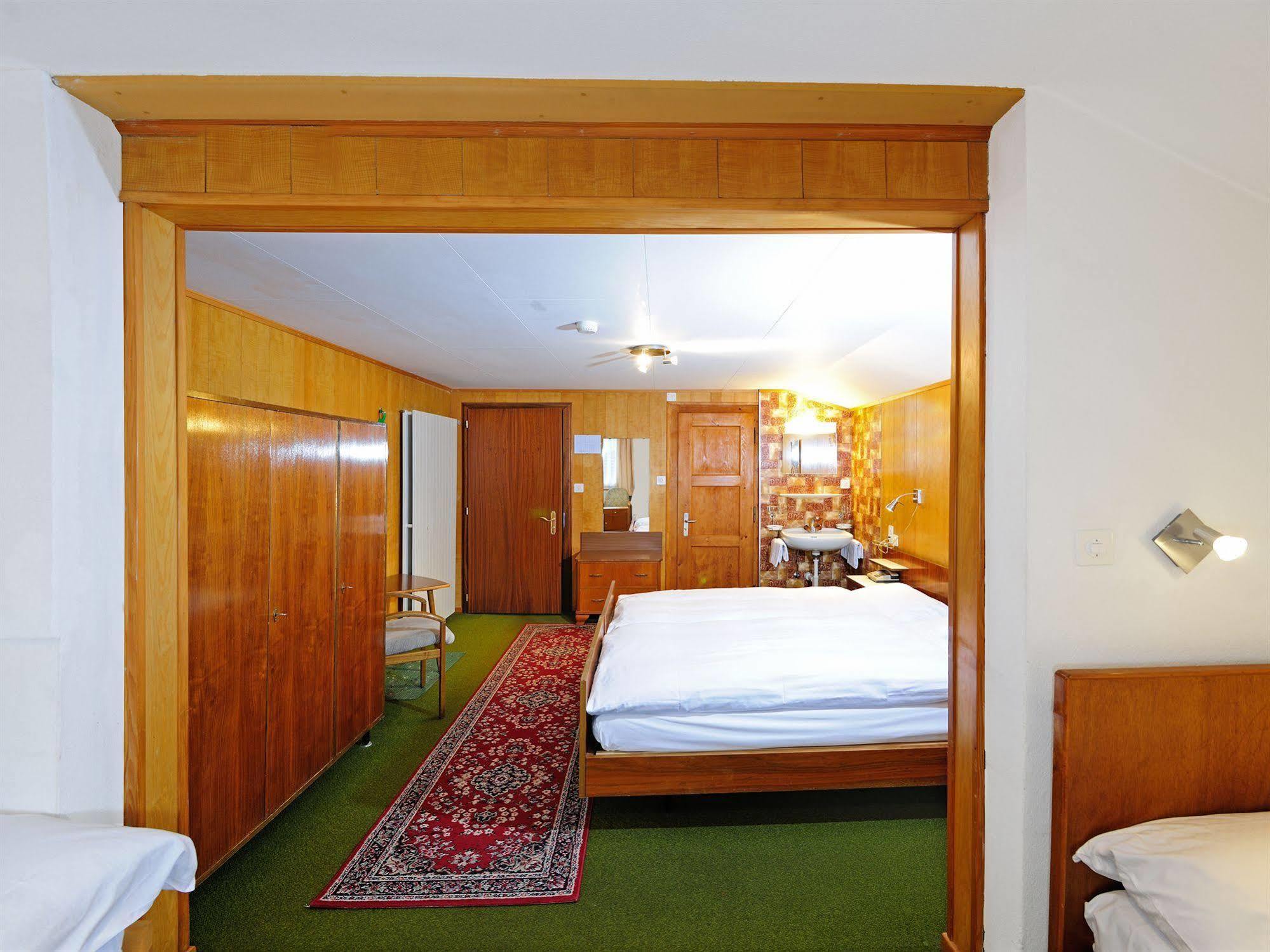 צרמט Hotel Alphubel מראה חיצוני תמונה